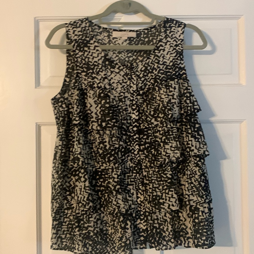 Loft blouse size M